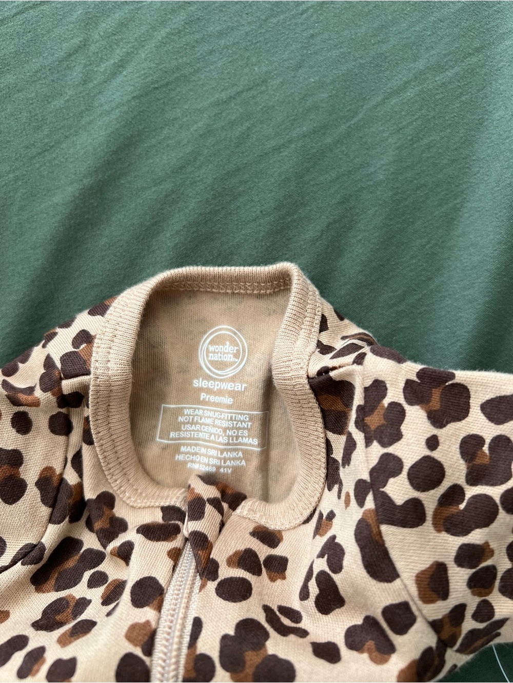 Leopard Print Baby One-Piece Footed Romper Size Preemie - Picture 2 of 4